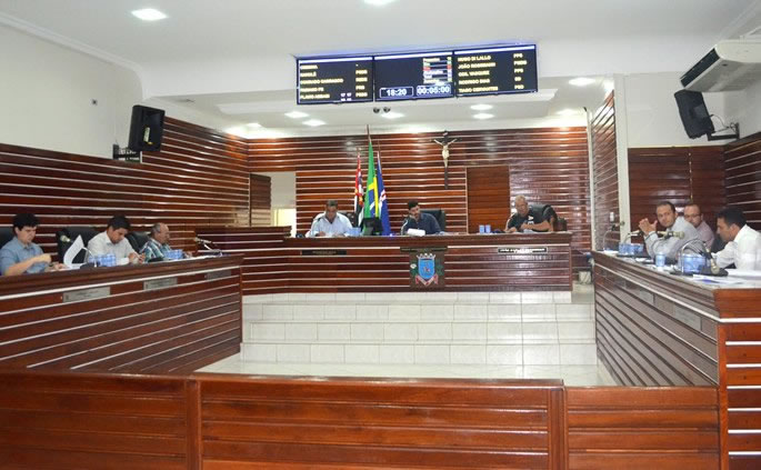 Imagem da notícia: Câmara aprova lei sobre presença de doulas durante trabalho de parto