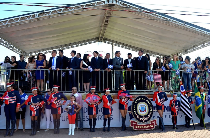 Imagem da notícia:   Festividades aos 486 anos de Itanhaém 