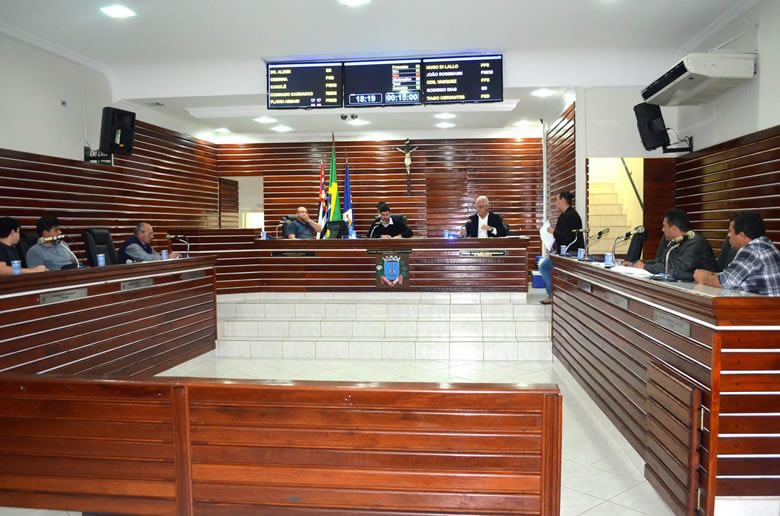 Imagem da notícia: Vereadores apresentam 40 solicitações de serviços para a Prefeitura