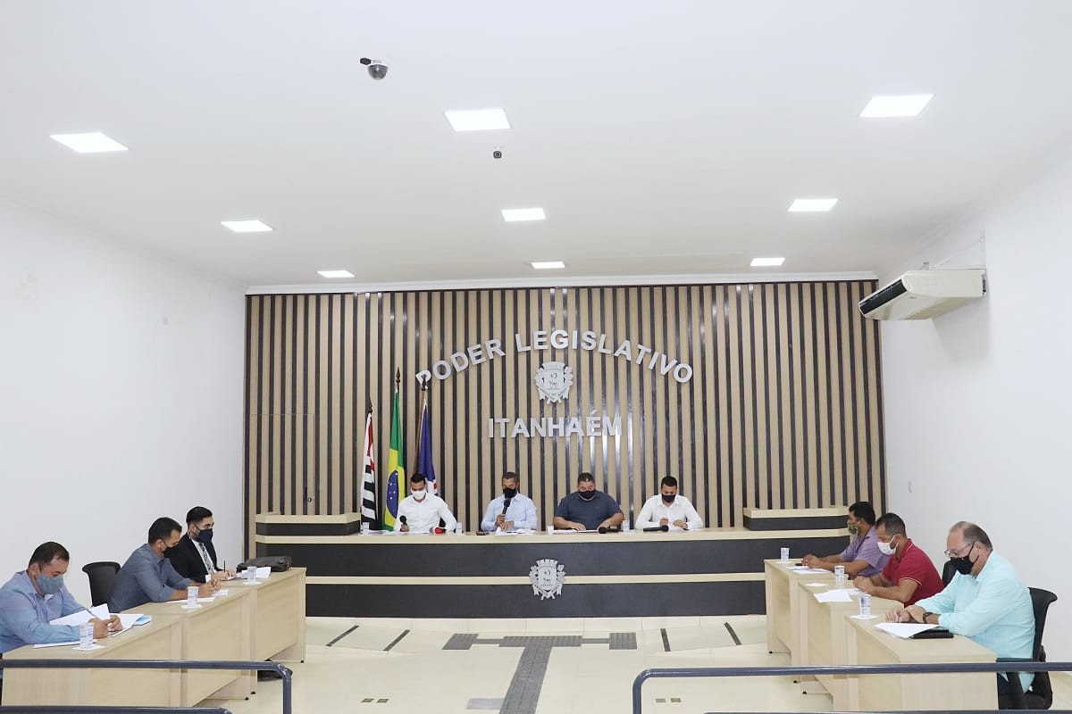 Imagem da notícia: Projetos de Lei são aprovados em Sessão Extraordinária