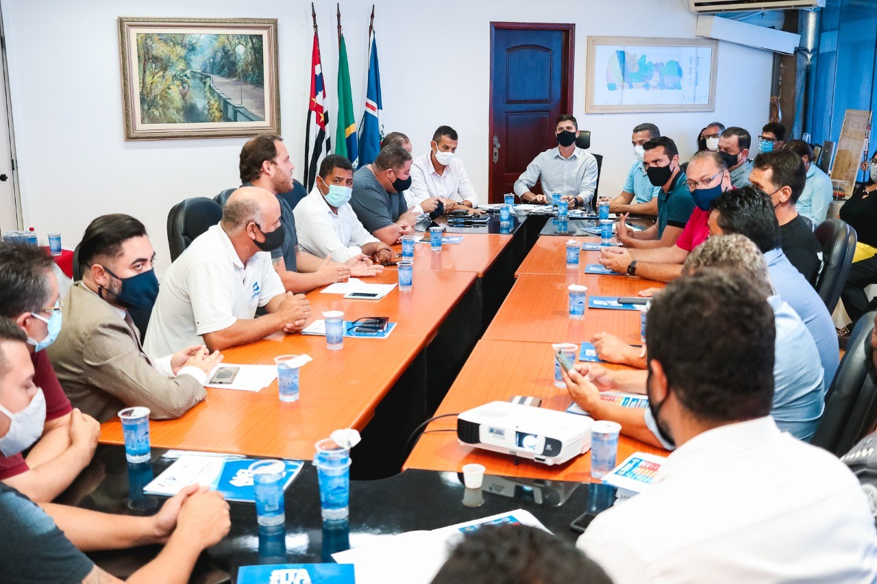 Imagem da notícia: Poder Público Municipal e Associação Comercial se unem para discutir novas regras de restrição do Plano SP