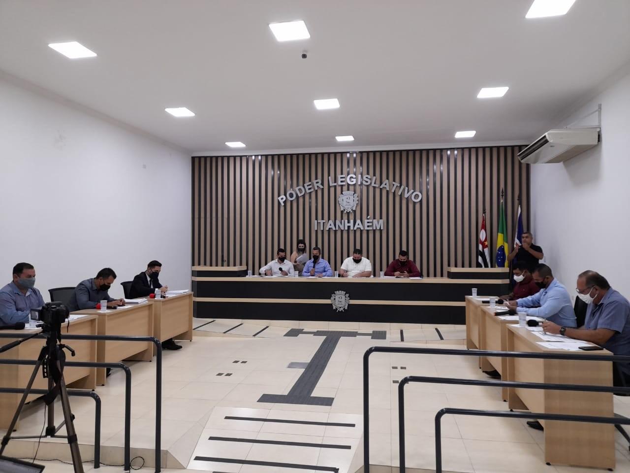 Imagem da notícia: Sem a presença do público, Câmara retorna sessões em plenário