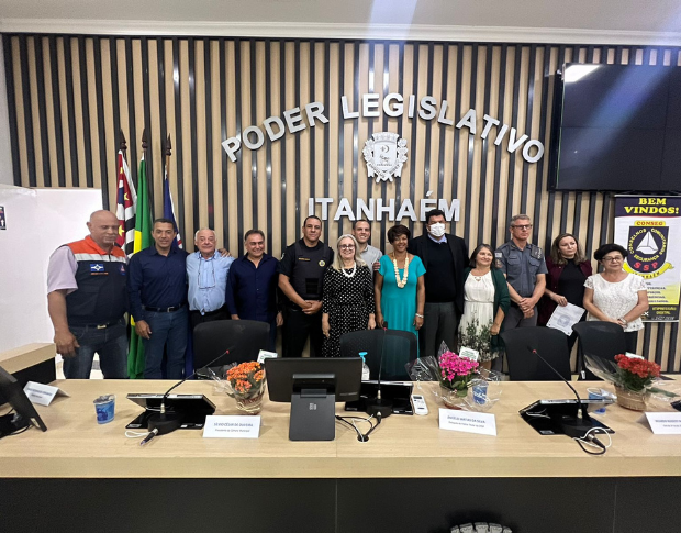 Imagem da notícia: Nova diretoria do Conselho Comunitário de Segurança toma posse 