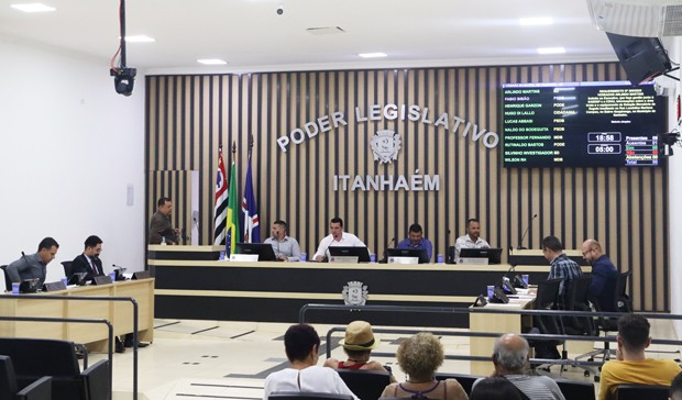 Imagem da notícia: 99ª Sessão Ordinária, realizada segunda-feira, 11 de setembro.