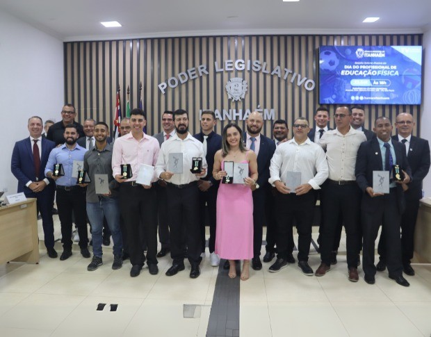 Imagem da notícia: Reconhecimento e gratidão marcam homenagem aos profissionais de Educação Física na Câmara